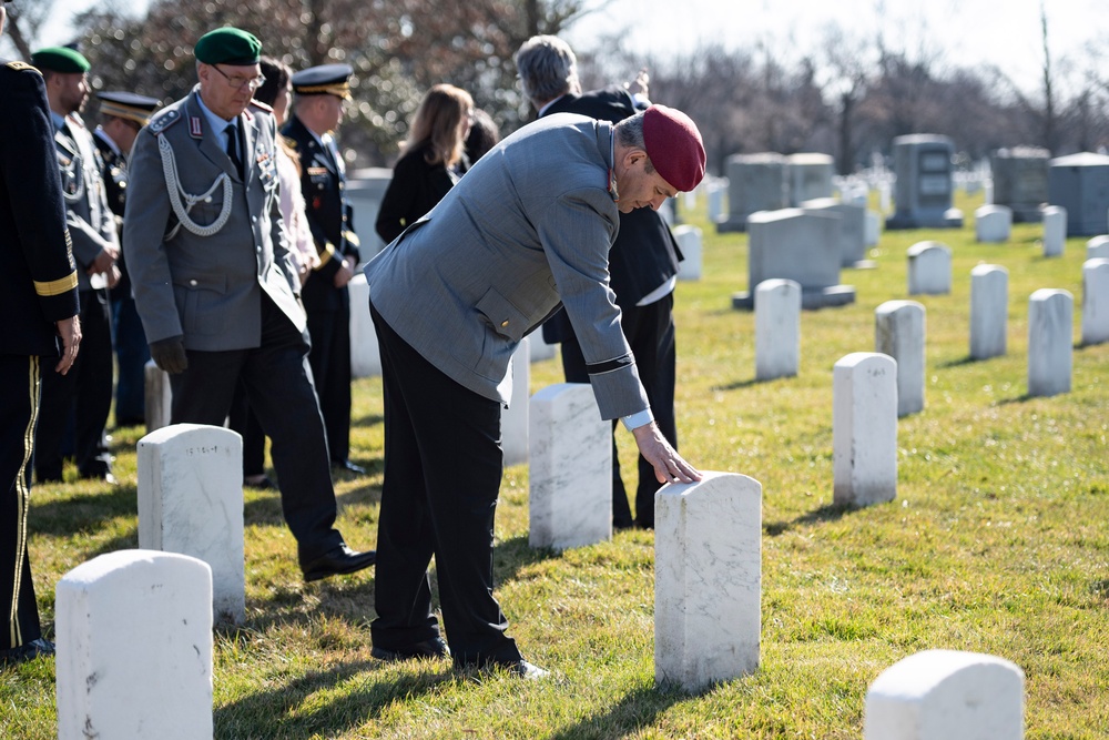 Chief of Staff of the Germany Army Lt. Gen. Alfons Mais Participates in an Army Full Honors Wreath-Laying Ceremony at the Tomb of the Unknown Soldier