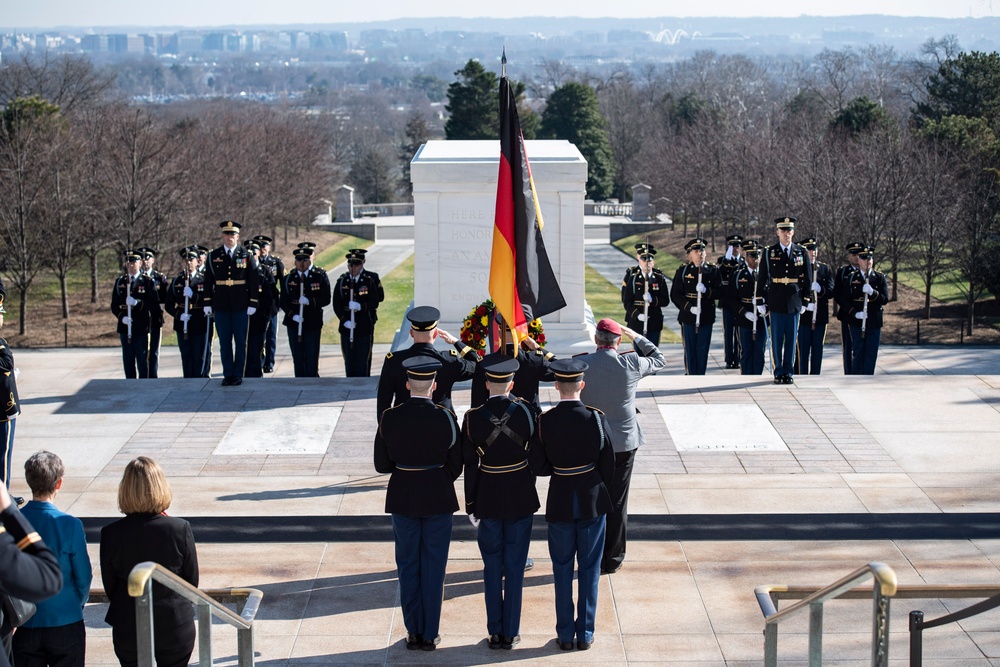 Chief of Staff of the Germany Army Lt. Gen. Alfons Mais Participates in an Army Full Honors Wreath-Laying Ceremony at the Tomb of the Unknown Soldier