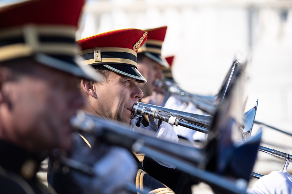 Chief of Staff of the Germany Army Lt. Gen. Alfons Mais Participates in an Army Full Honors Wreath-Laying Ceremony at the Tomb of the Unknown Soldier