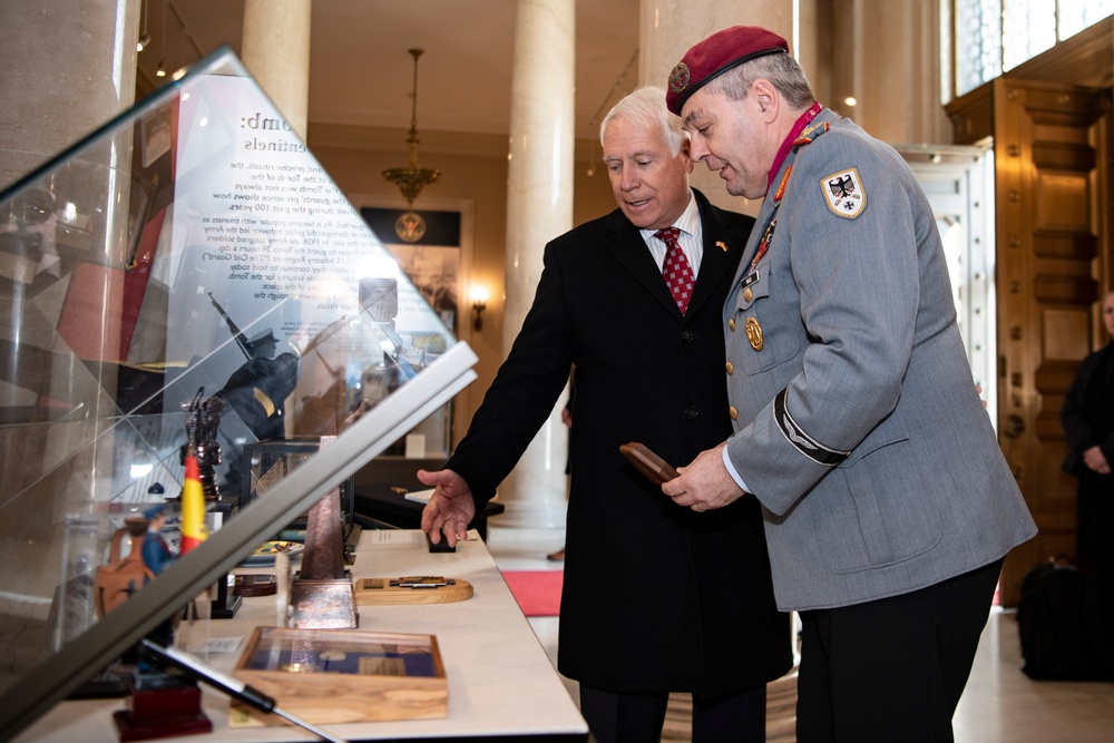 Chief of Staff of the Germany Army Lt. Gen. Alfons Mais Participates in an Army Full Honors Wreath-Laying Ceremony at the Tomb of the Unknown Soldier