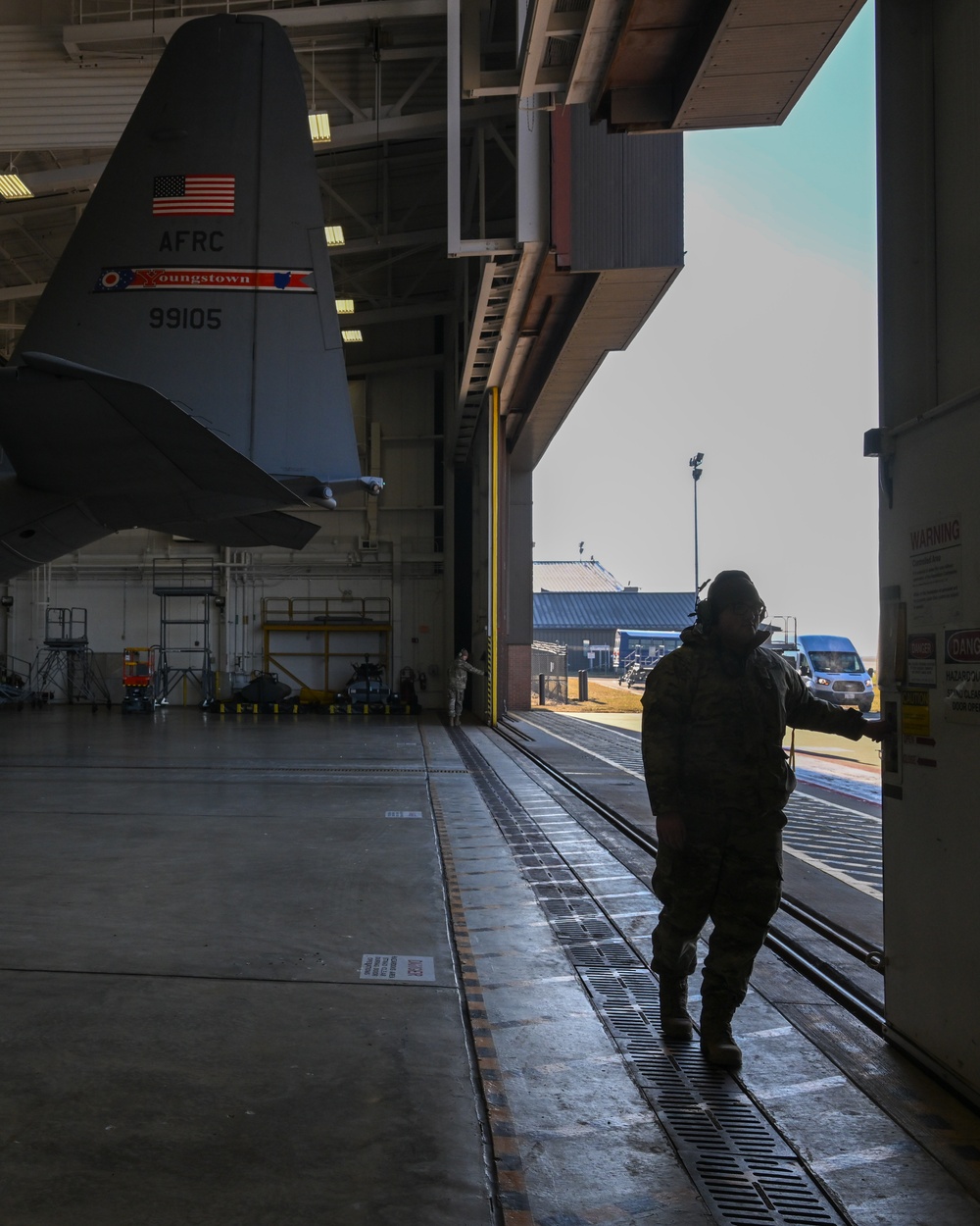 Tail 105 flies away for the final time