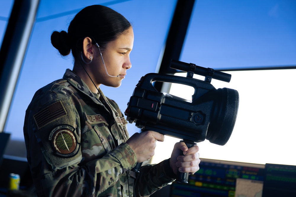 ATC organizing the skies