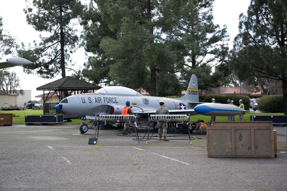 60th MXS and 349th MXS perform bag lift