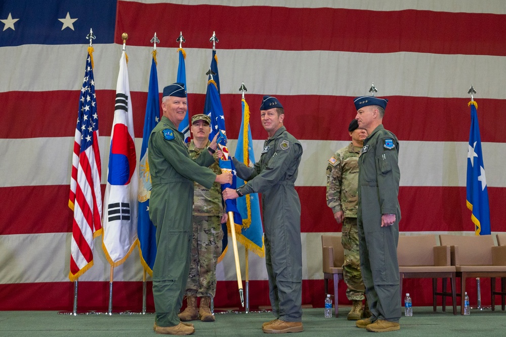 Iverson continues “legacy of excellence” as new 7th AF commander