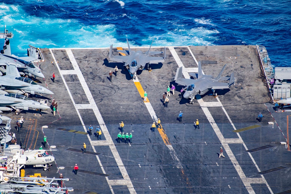 Carl Vinson/Theodore Roosevelt Strike Groups, JMSDF Conduct Multi-Large Deck Event