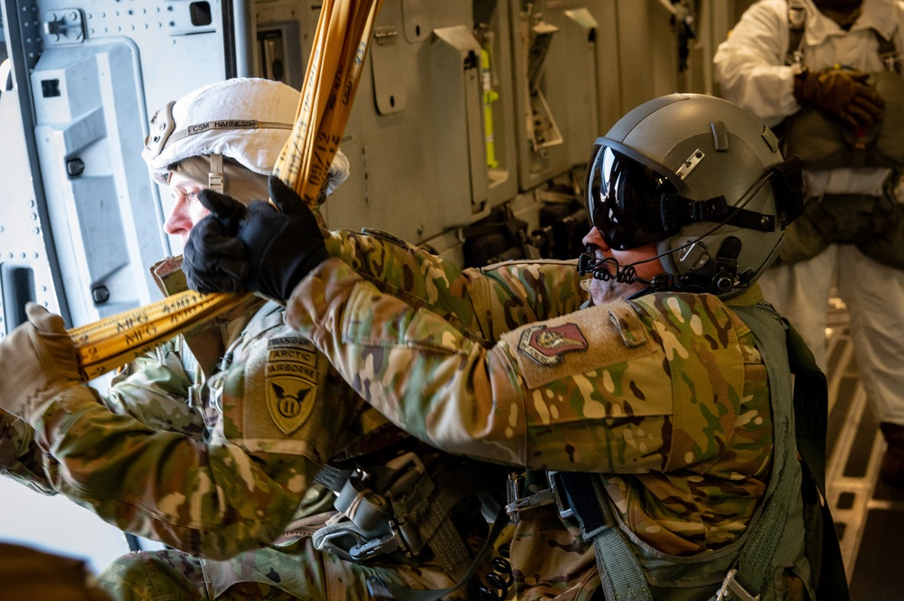 Army and Air Force leadership oversee a joint training exercise demonstrating capabilities critical to Arctic operations