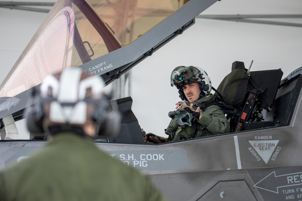 MAG-12 F-35Bs conduct flight operations