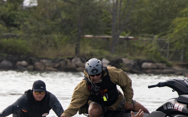 Waterman Wisdom: Instructors teach Special Forces Essential MRV Skill Sets at MCBH