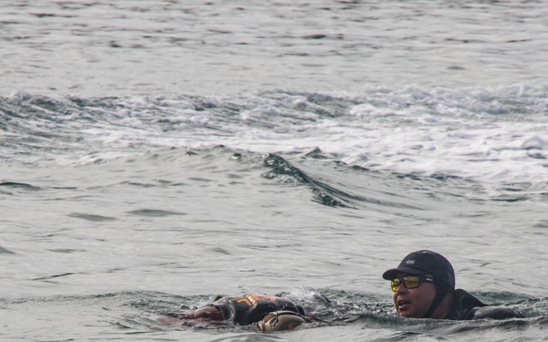 Waterman Wisdom: Instructors teach Special Forces Essential MRV Skill Sets at MCBH