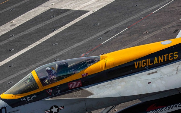 Abraham Lincoln conducts flight operations