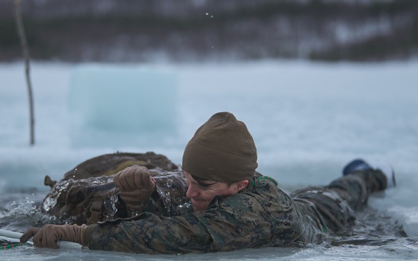 U.S. Marine Prepares for Arctic Warfare in NATO's Exercise Nordic Response 2024