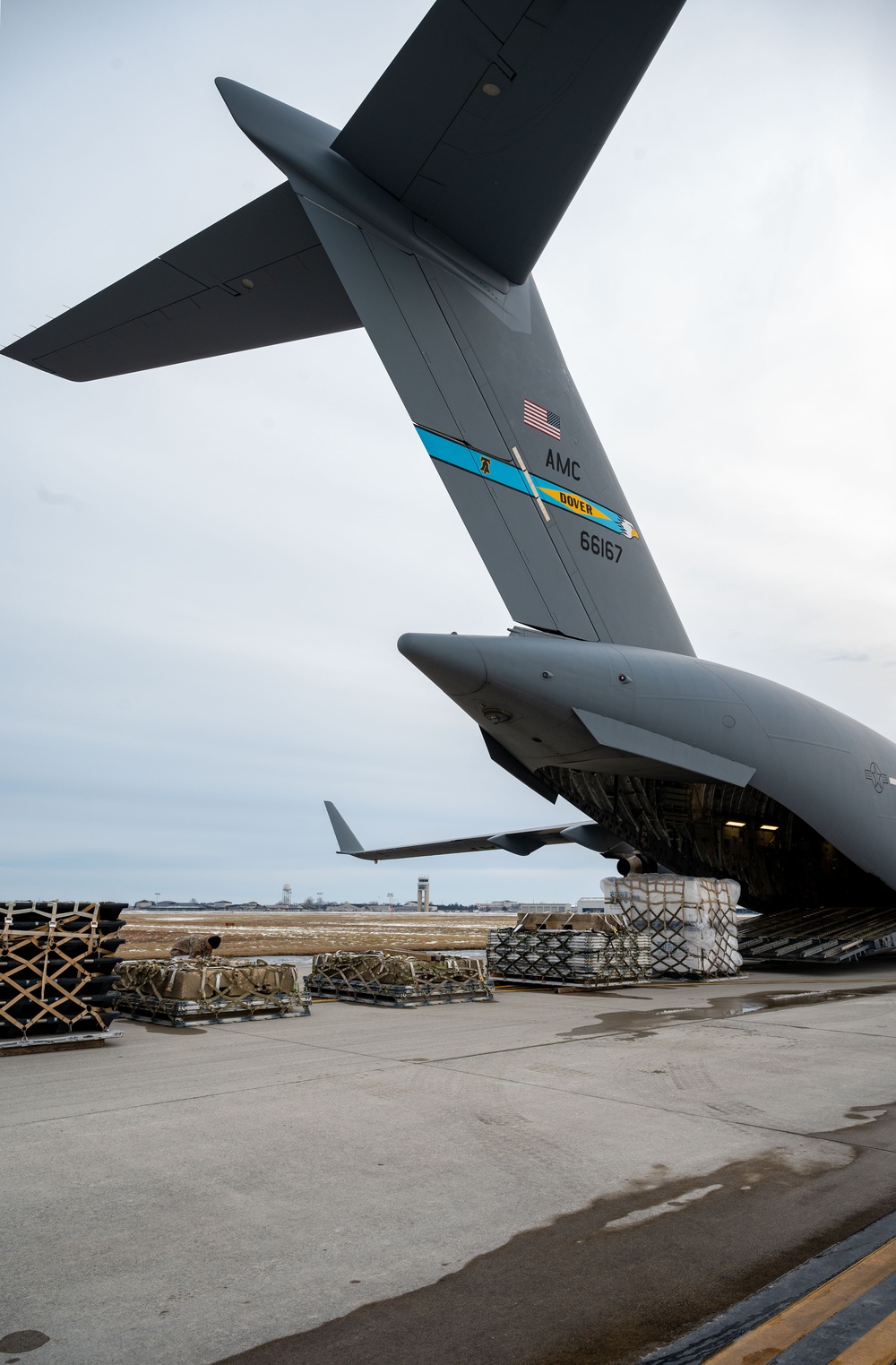 3rd AS drives testing of new C-17 combat offload method