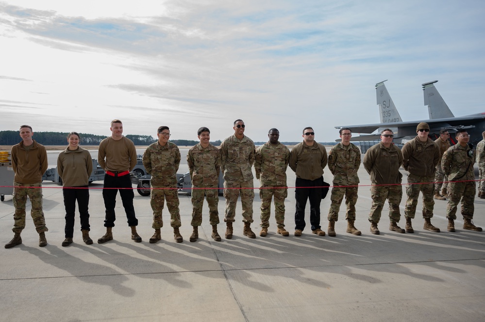 4th FW holds quarterly load crew and dedicated eagle keeper competitions