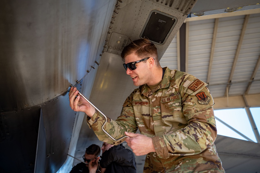 The F-16 Viper Demonstration Team perform jet maintenance during the off season