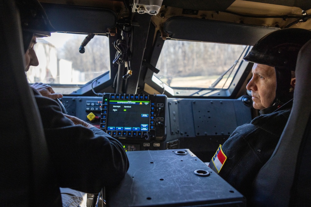DOD representative visits Quantico, awards three Marines