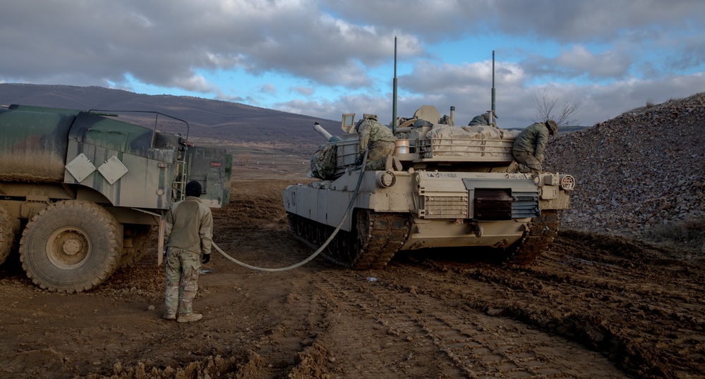 1st Battalion, 6th Infantry Regiment conducts M1M2 Gunnery Tables