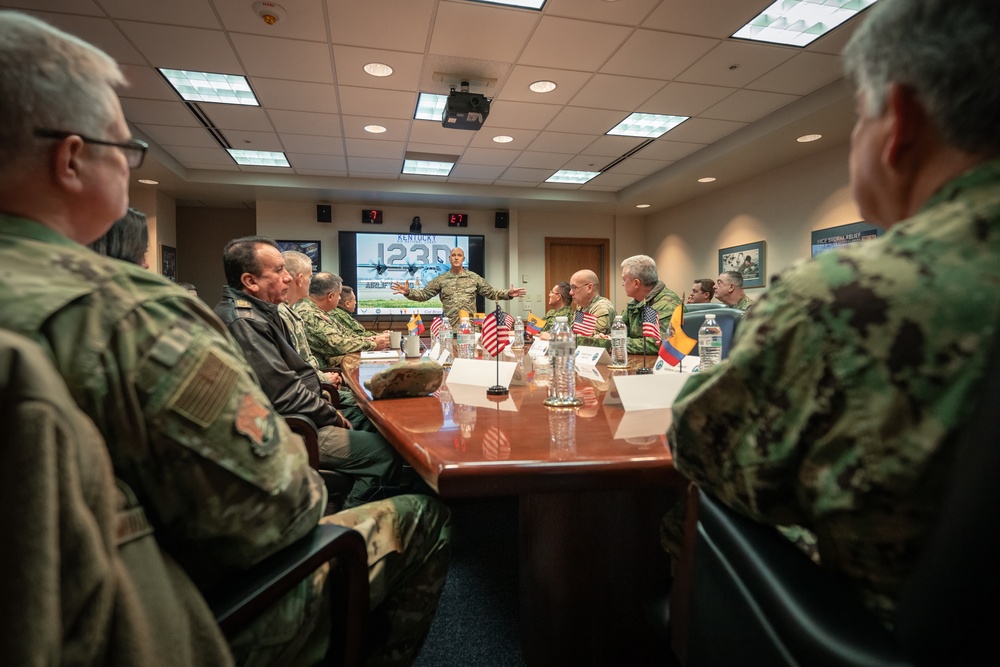 Ecuadorian military leaders visit Kentucky Air Guard Base