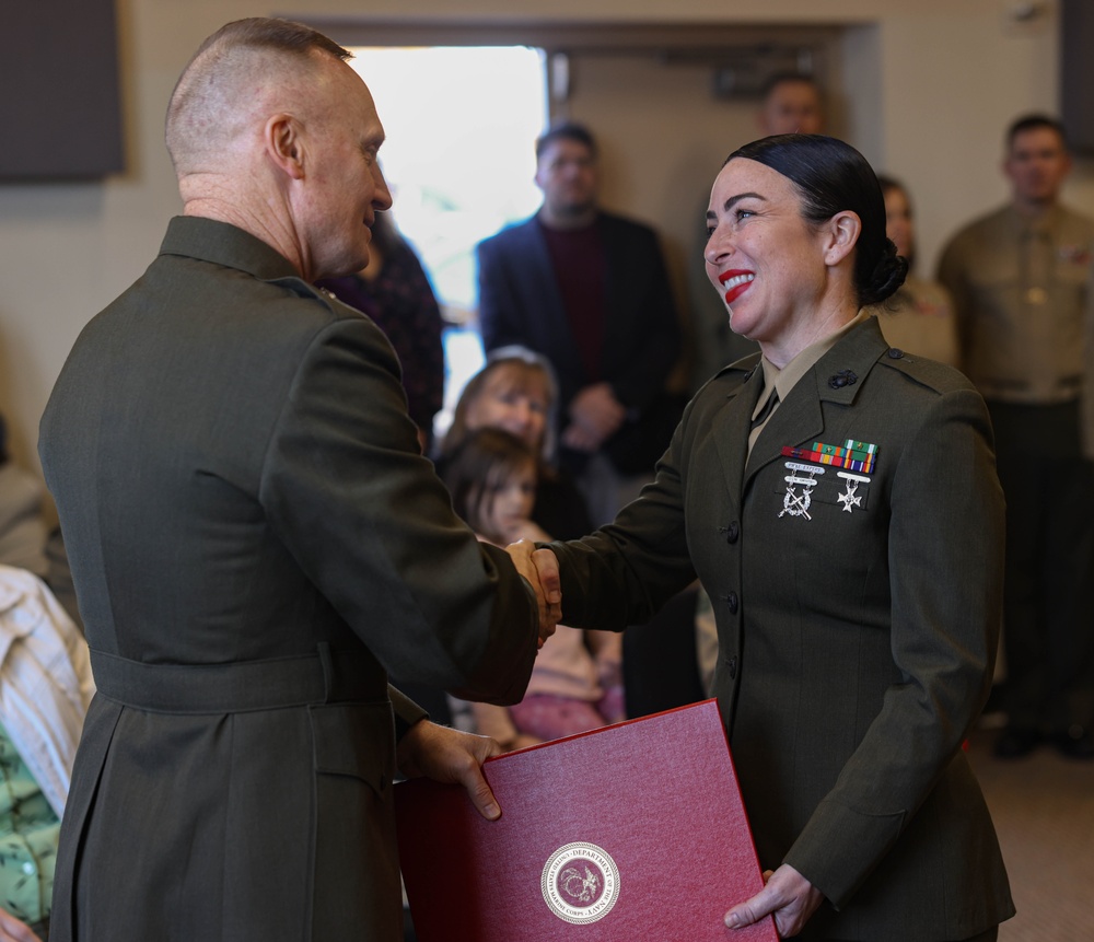 Marine Corps Band members pinned to Warrant Officer during ceremony