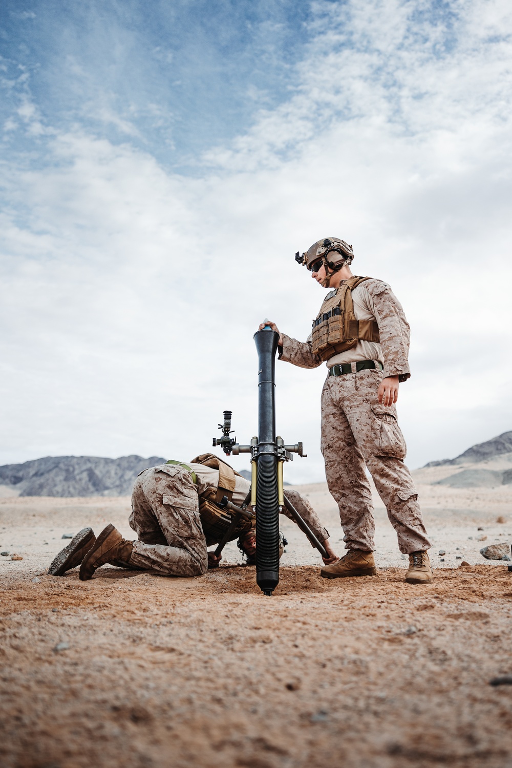 DVIDS - Images - 2/4 Marines and 3rd LAR conduct a Mortar range during ...