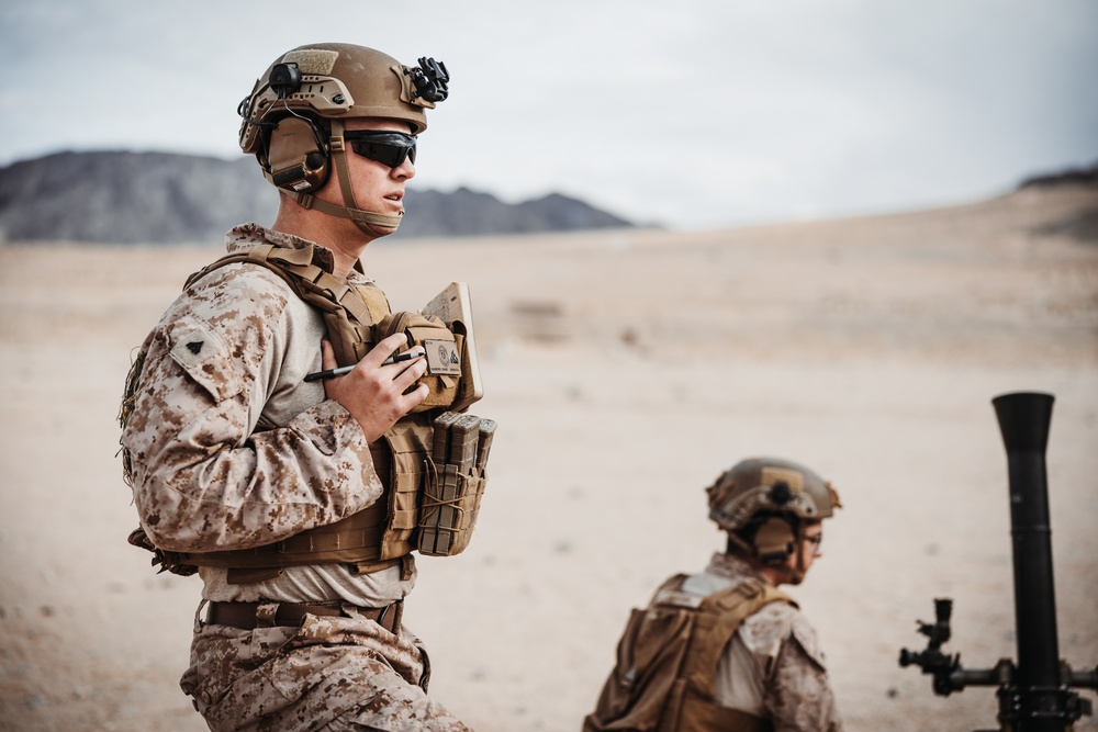 DVIDS - Images - 2/4 Marines and 3rd LAR conduct a Mortar range during ...