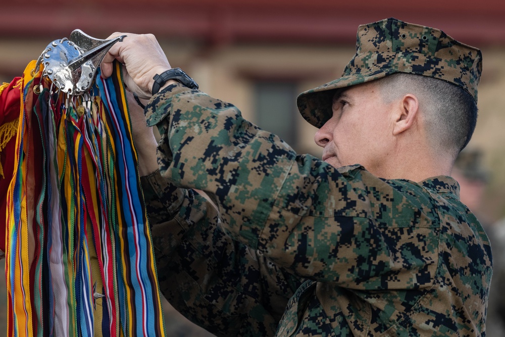 1st MARDIV holds colors rededication ceremony