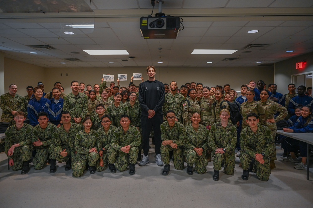 San Antonio Spurs visits METC