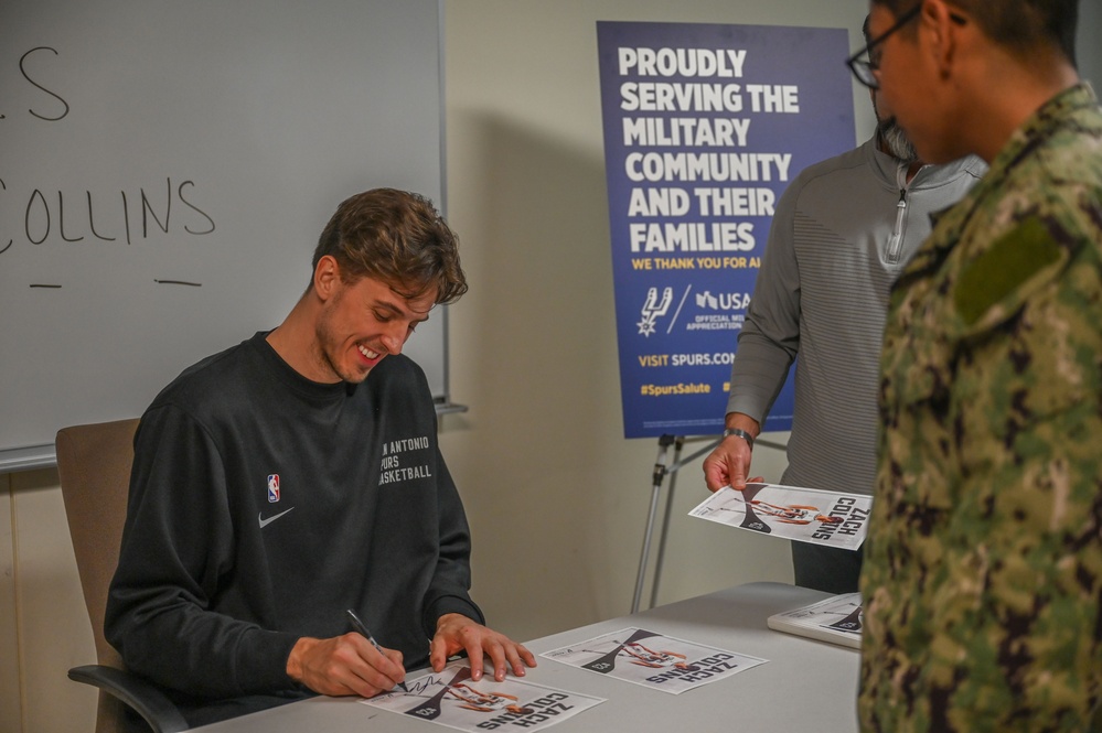 San Antonio Spurs visits METC