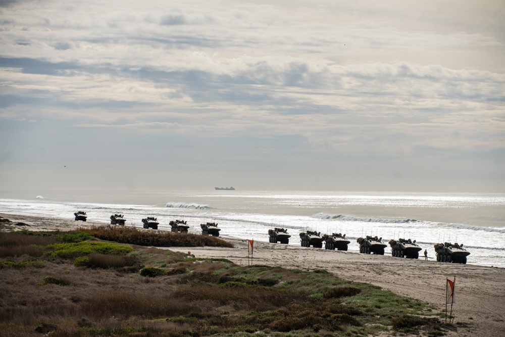 ACV’s Conduct Amphibious Operations off of USS Harpers Ferry (LSD 49)
