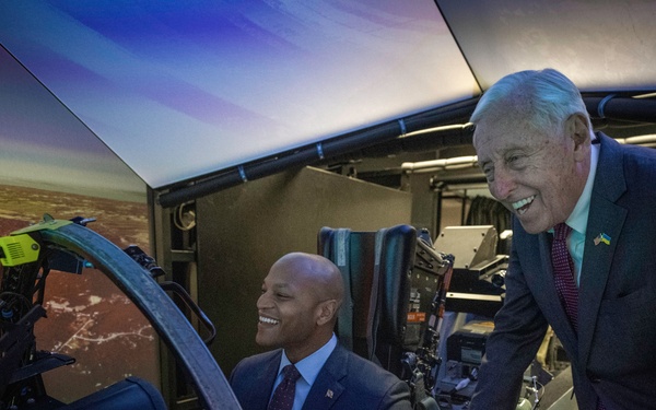 Maryland Governor Moore and U.S. Representative Hoyer visit Navy's largest warfare center
