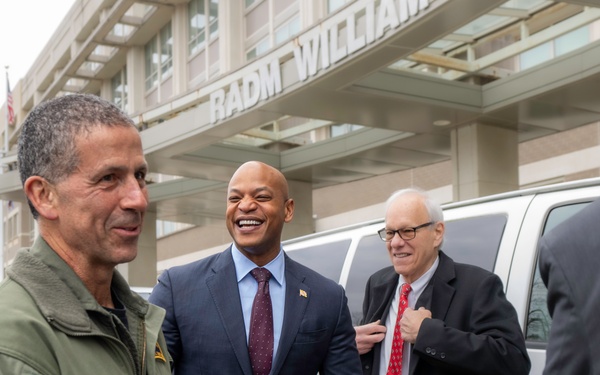 Maryland Governor Moore and U.S. Representative Hoyer visit Navy's largest warfare center