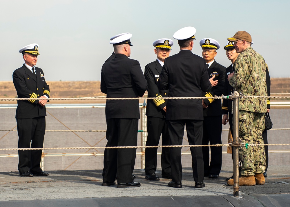 ROK CNO Visits Naval Submarine Base Kings Bay