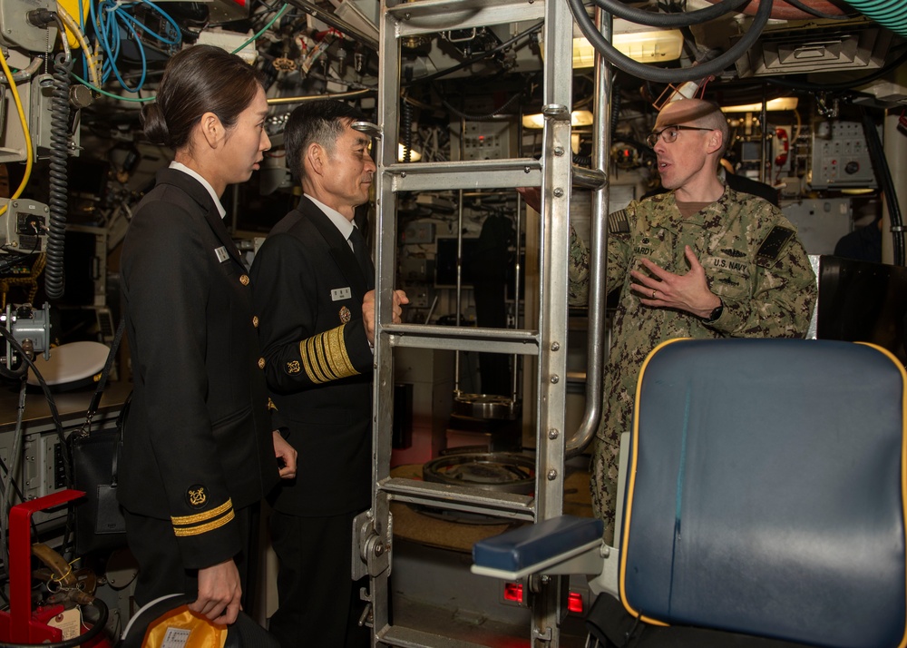 ROK CNO Visits Naval Submarine Base Kings Bay