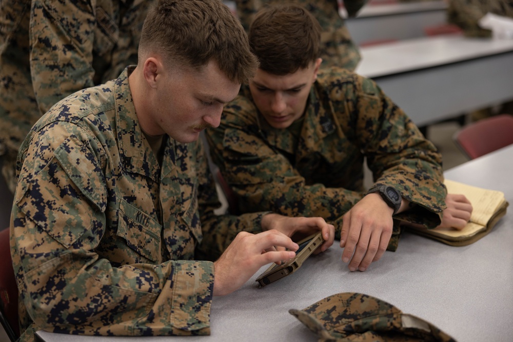 U.S. Marines conduct sUAS, mortars integration training