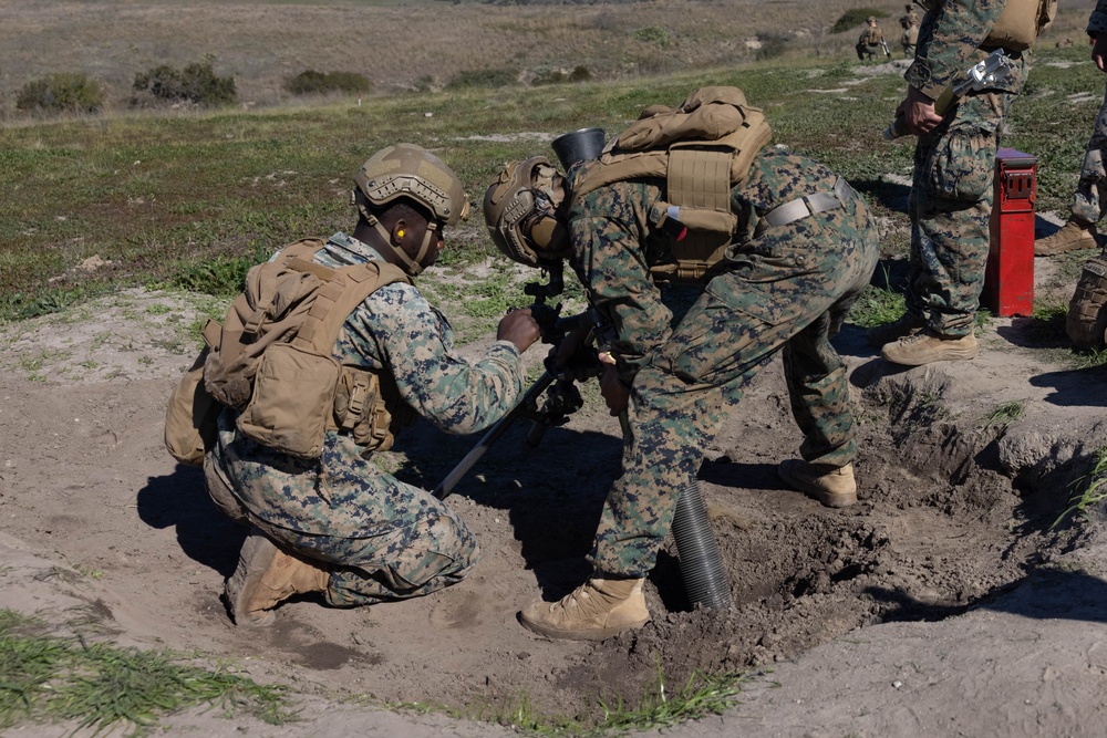 U.S. Marines conduct sUAS, mortars integration training