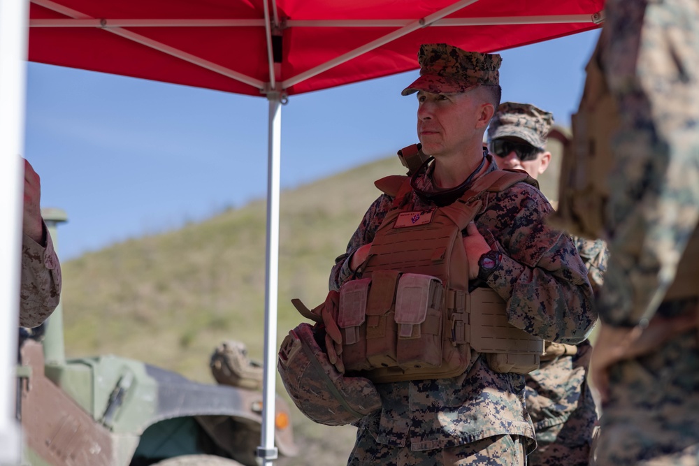 U.S. Marines conduct sUAS, mortars integration training