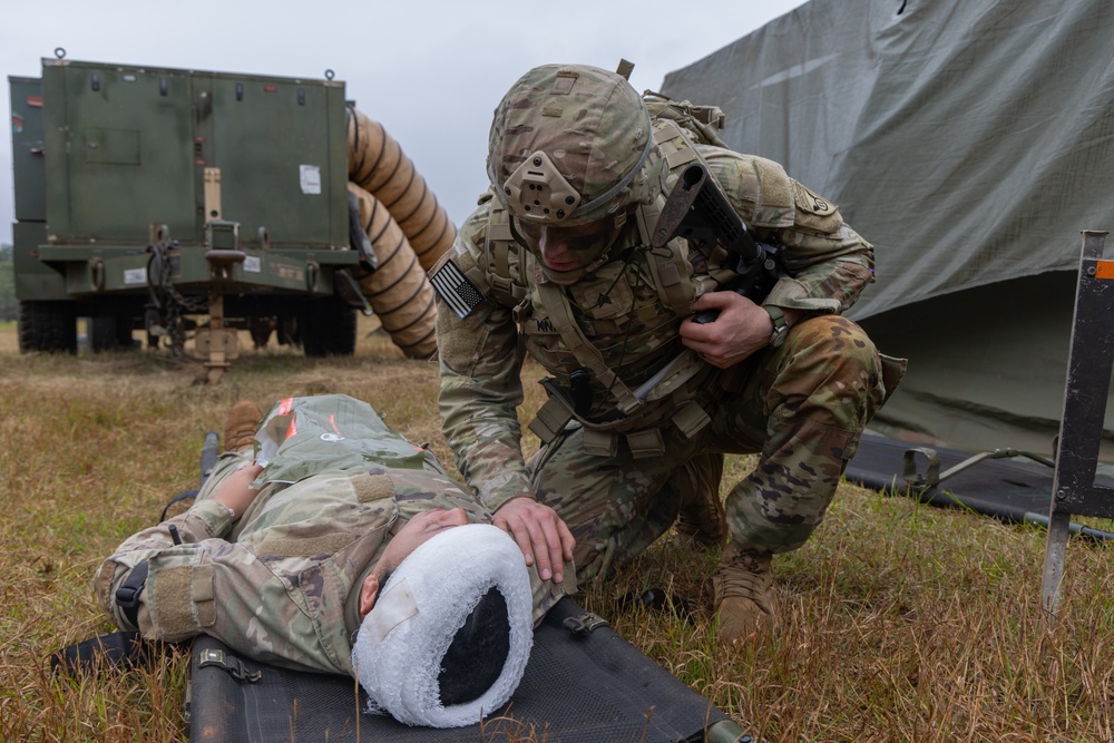 25ID, 8th TSC, 11th Airborne UMTs conduct FTX