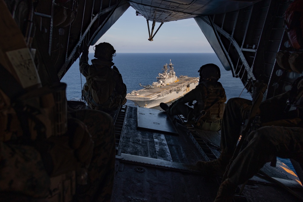 Battalion Landing Team 1/1 conducts helo raid exercise