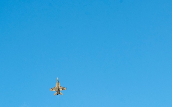 VFA-34 Memorial Ceremony Aboard Theodore Roosevelt