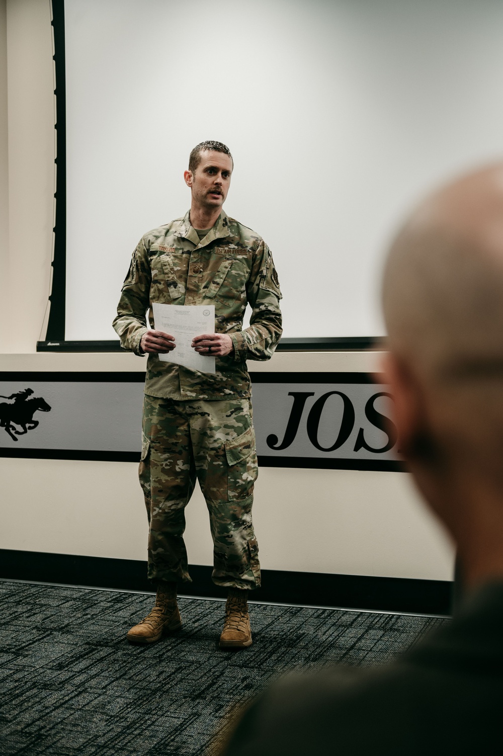 Master Sgt. Travis Taylor promotes to Senior Master Sgt.