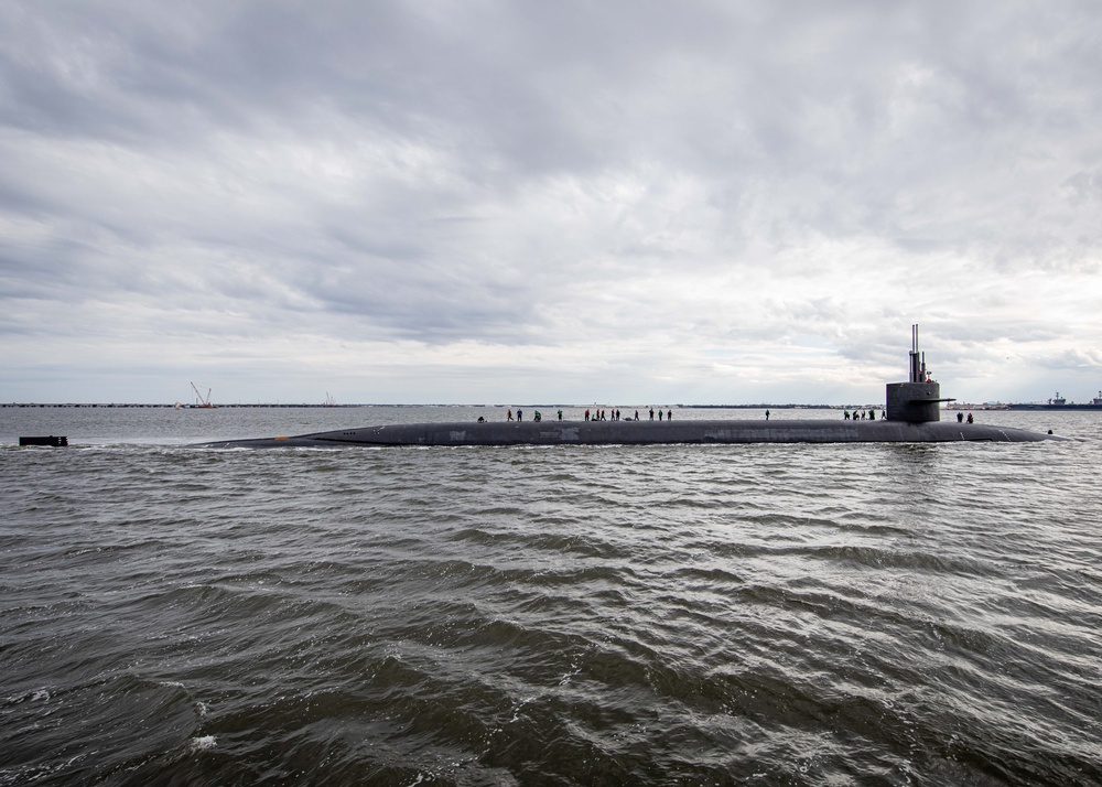 USS Wyoming Visits Norfolk