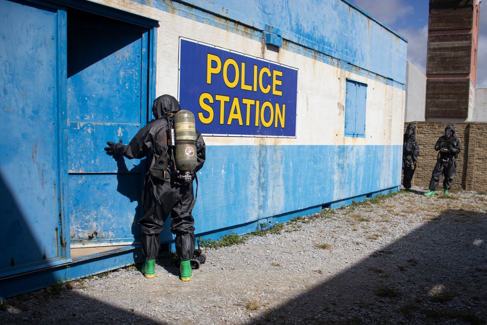 31st MEU CBRN conduct chemical response exercise