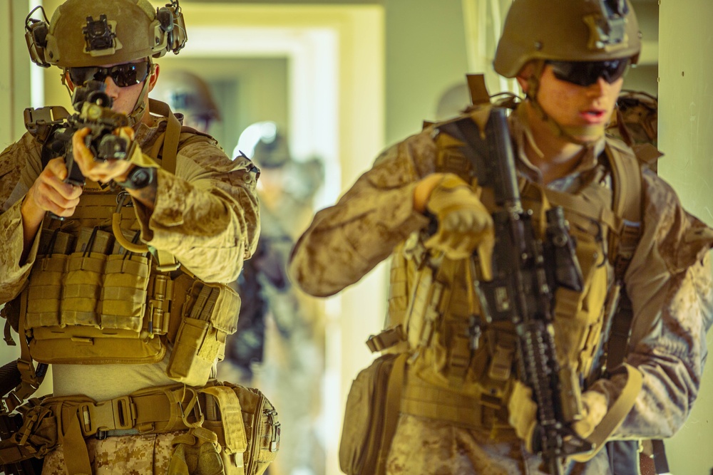 2d Battalion, 6th Marine Regiment Conduct Room Clearing Drills