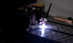 Steel airmen welding [Image 1 of 2]