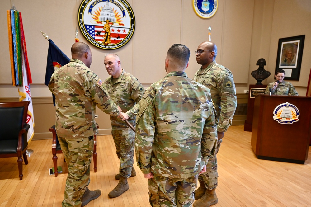 Maj. Davis assumes command of D.C. National Guard Joint Force Headquarters - Higher Headquarters Detachment