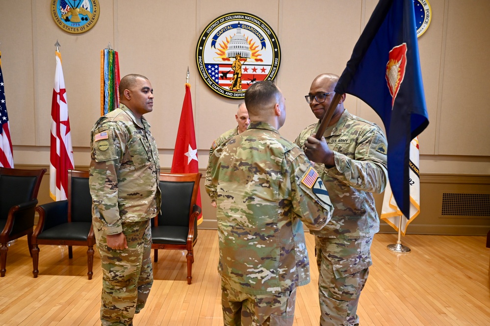 Maj. Davis assumes command of D.C. National Guard Joint Force Headquarters - Higher Headquarters Detachment