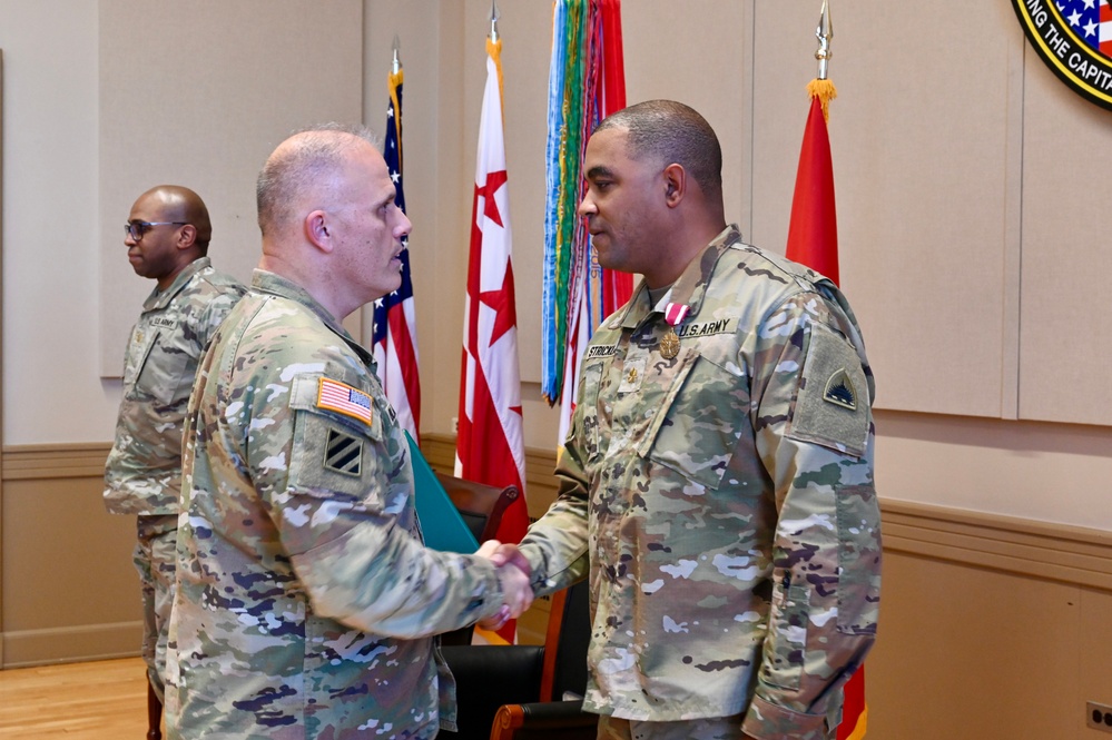 Maj. Davis assumes command of D.C. National Guard Joint Force Headquarters - Higher Headquarters Detachment