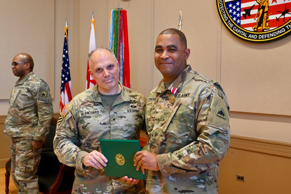 Maj. Davis assumes command of D.C. National Guard Joint Force Headquarters - Higher Headquarters Detachment