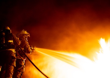 MWSS-172 extinguishes live fire on MCAS Futenma
