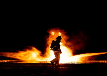 MWSS-172 extinguishes live fire on MCAS Futenma