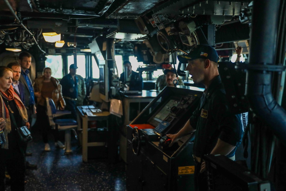 NAVWAR Rota, Spain, Visit aboard USS Bulkeley